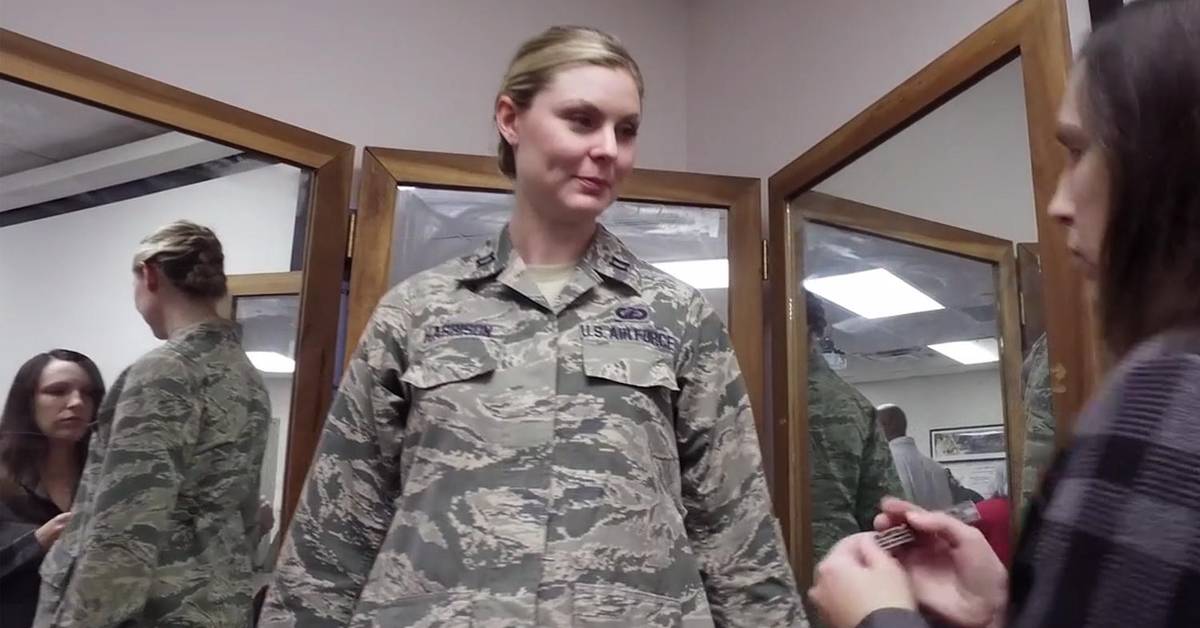 air force maternity dress blues Air Force Releases New Maternity Uniform Items