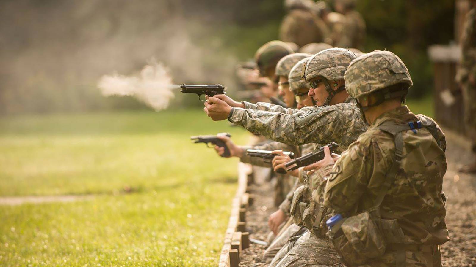 www.military.com