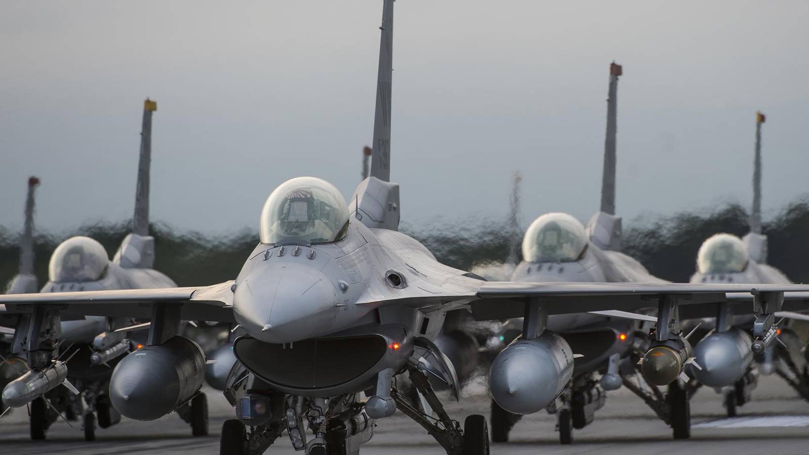 Mattis Orders Supercharge in Fighter Jet Readiness