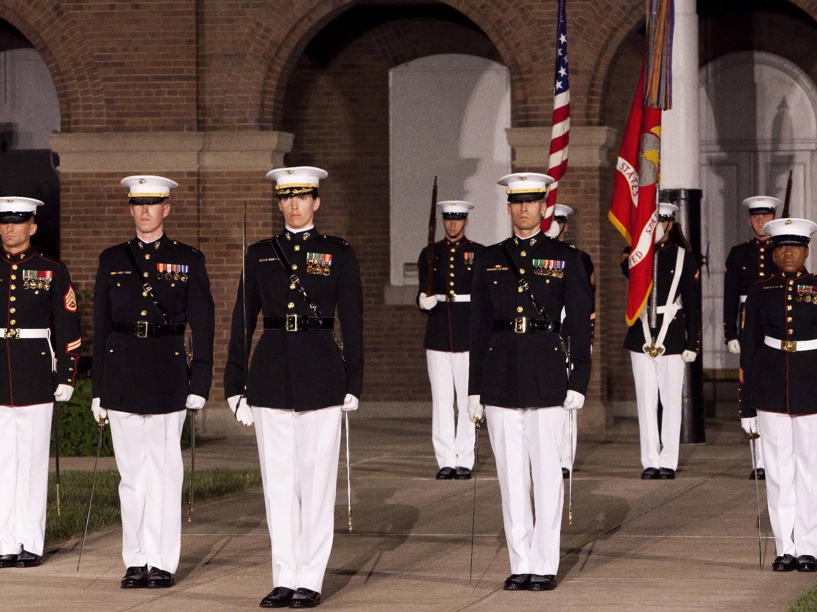 Female Marines Get Deadline to Wear New Dress Blues Coats