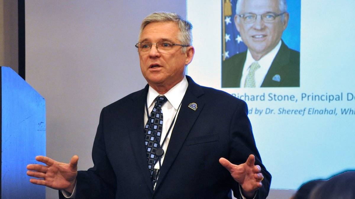 Richard Veith Ranks After 3 Years, Veterans Health Administration's Acting Leader to Step Down