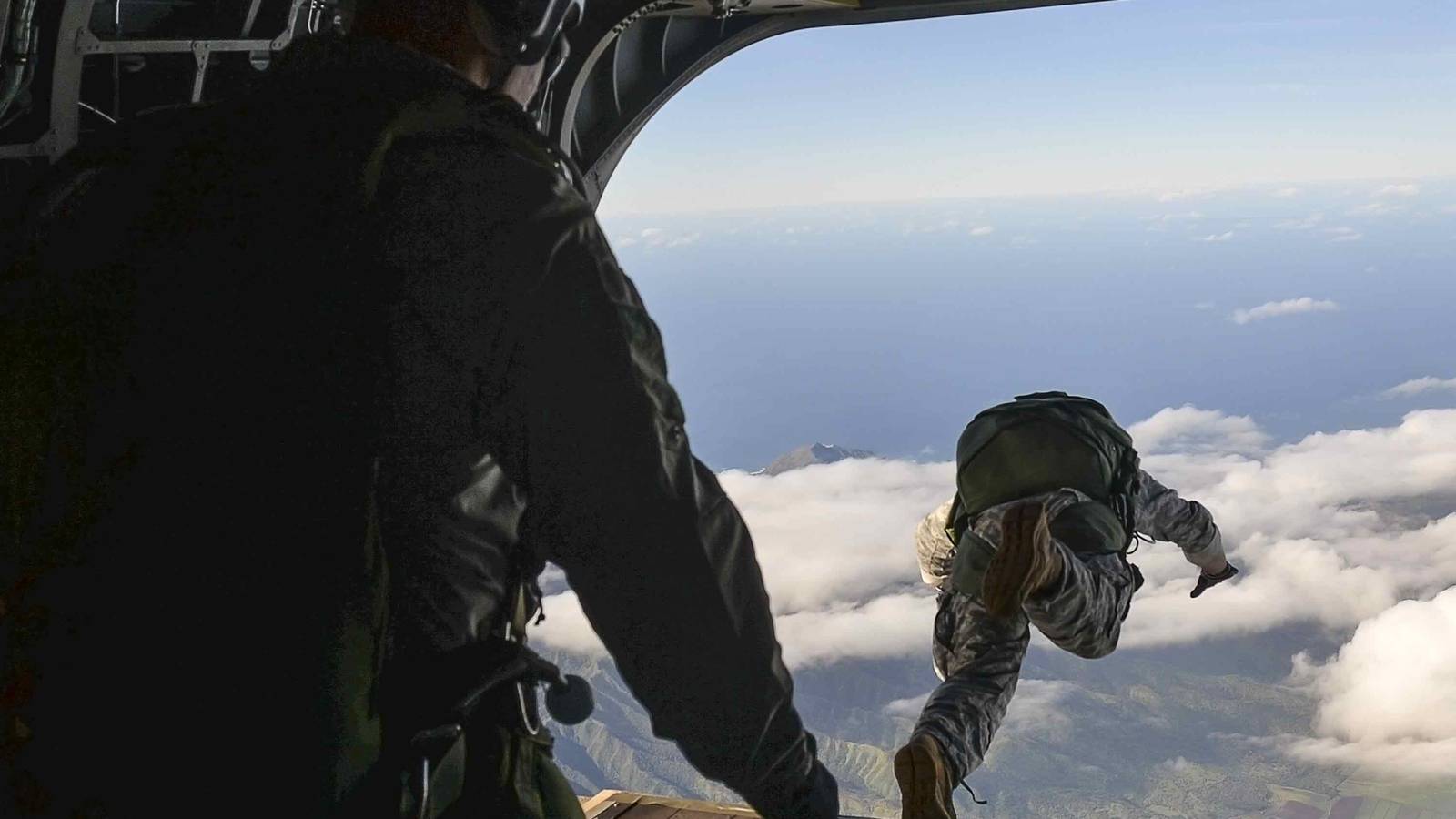 In Shake-Up, Acting SecDef Elevates Special Operations to Be 'On Par ...