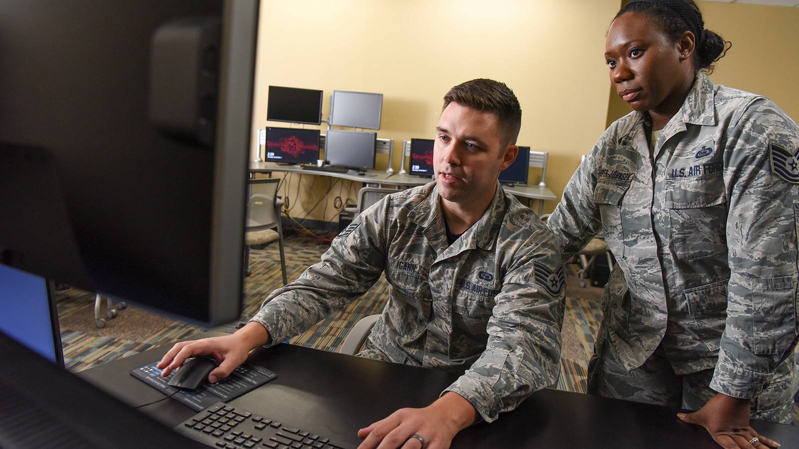 Marine Corps Gains Ground in Intelligence Sharing