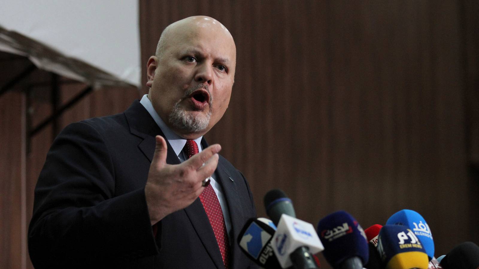 International Prosecutor Seeks to Resume War Crimes Probe of US, Afghan ...