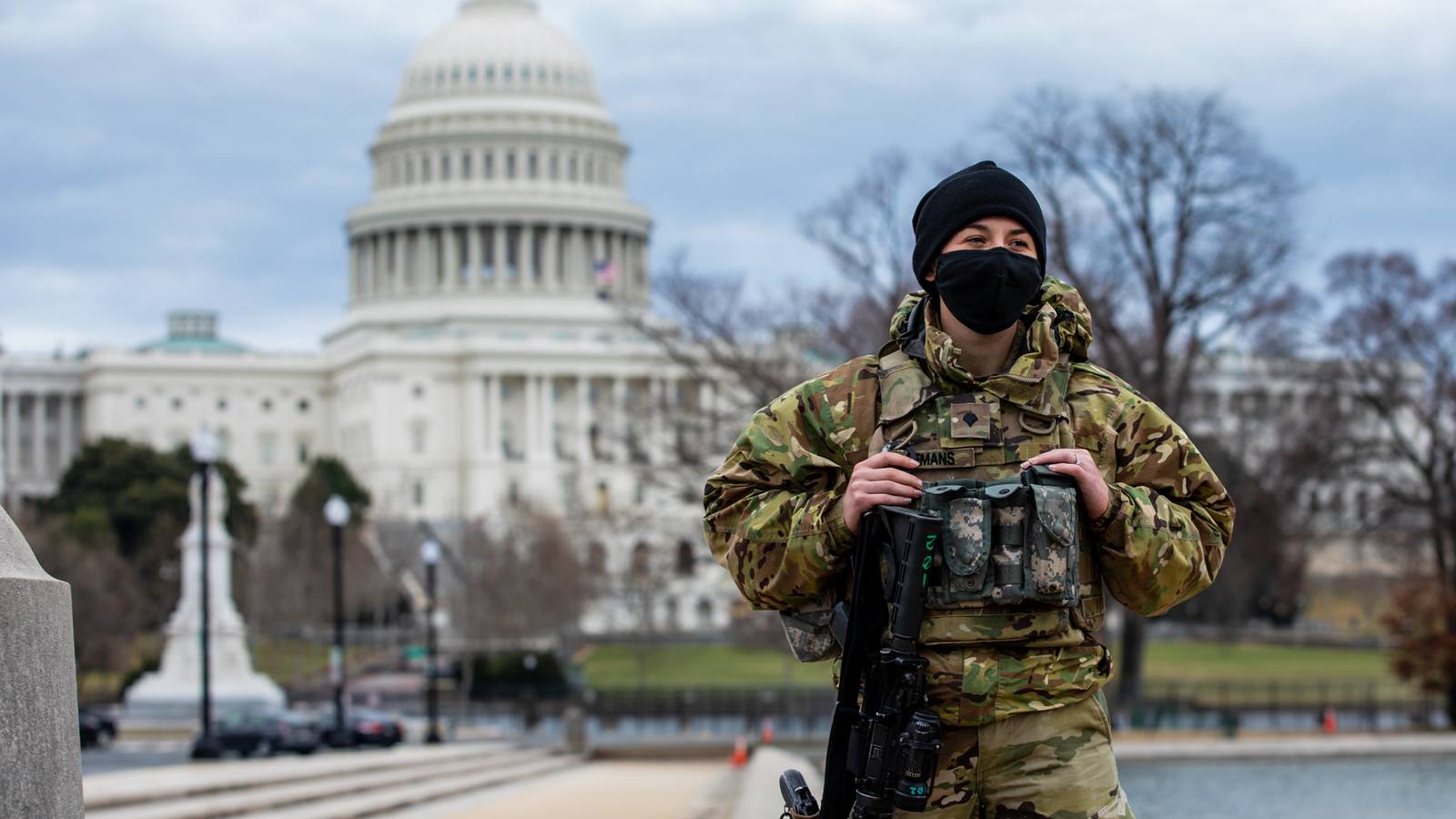 Capitol Police Chief Can Now 'Unilaterally' Ask for National Guard Help ...