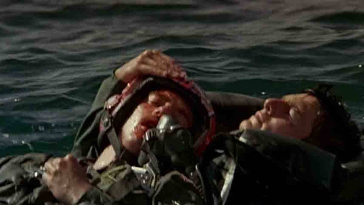 A Stunt Pilot Died Filming 'Top Gun' in the Same Flat Spin That Almost ...