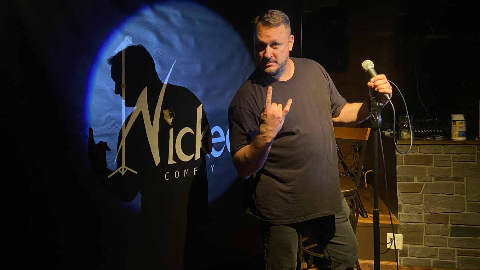 Laughing Through Tragedy: Veterans Rib Services and Tackle Suicide and ...
