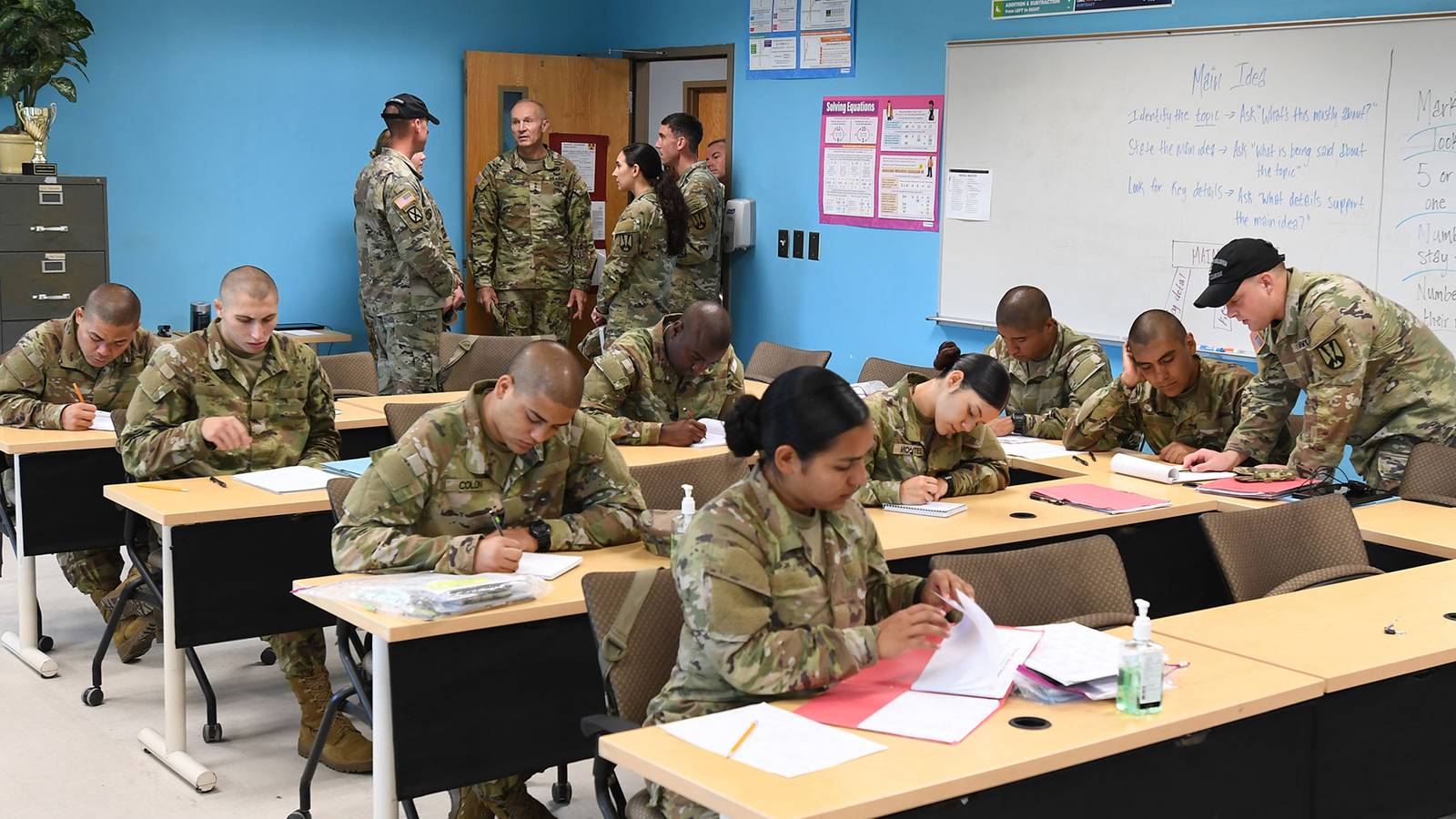 Army Expanding Course for Overweight and Low-Scoring Recruits in Bid to ...
