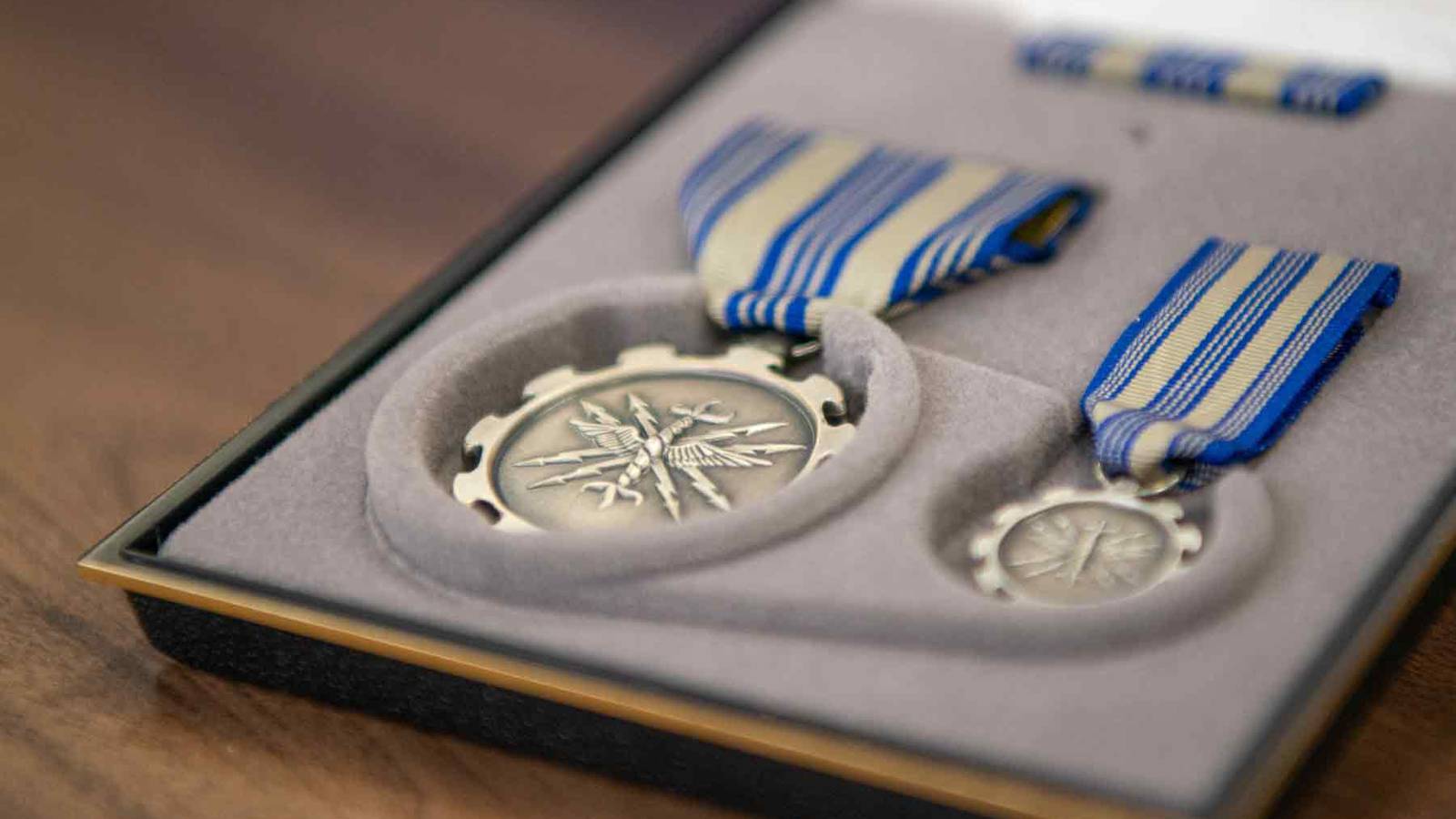 Air Force Has New Software for Decorations Submissions, But Old Awards ...