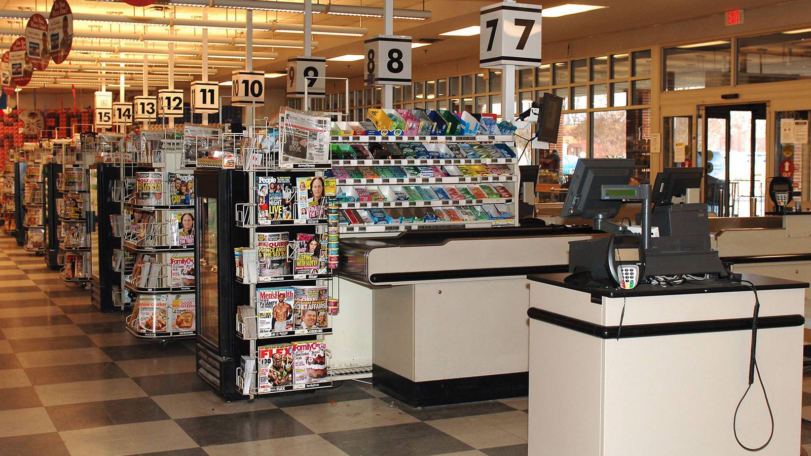 Civilian Defense Department Employees Can Now Shop at Some Commissaries ...