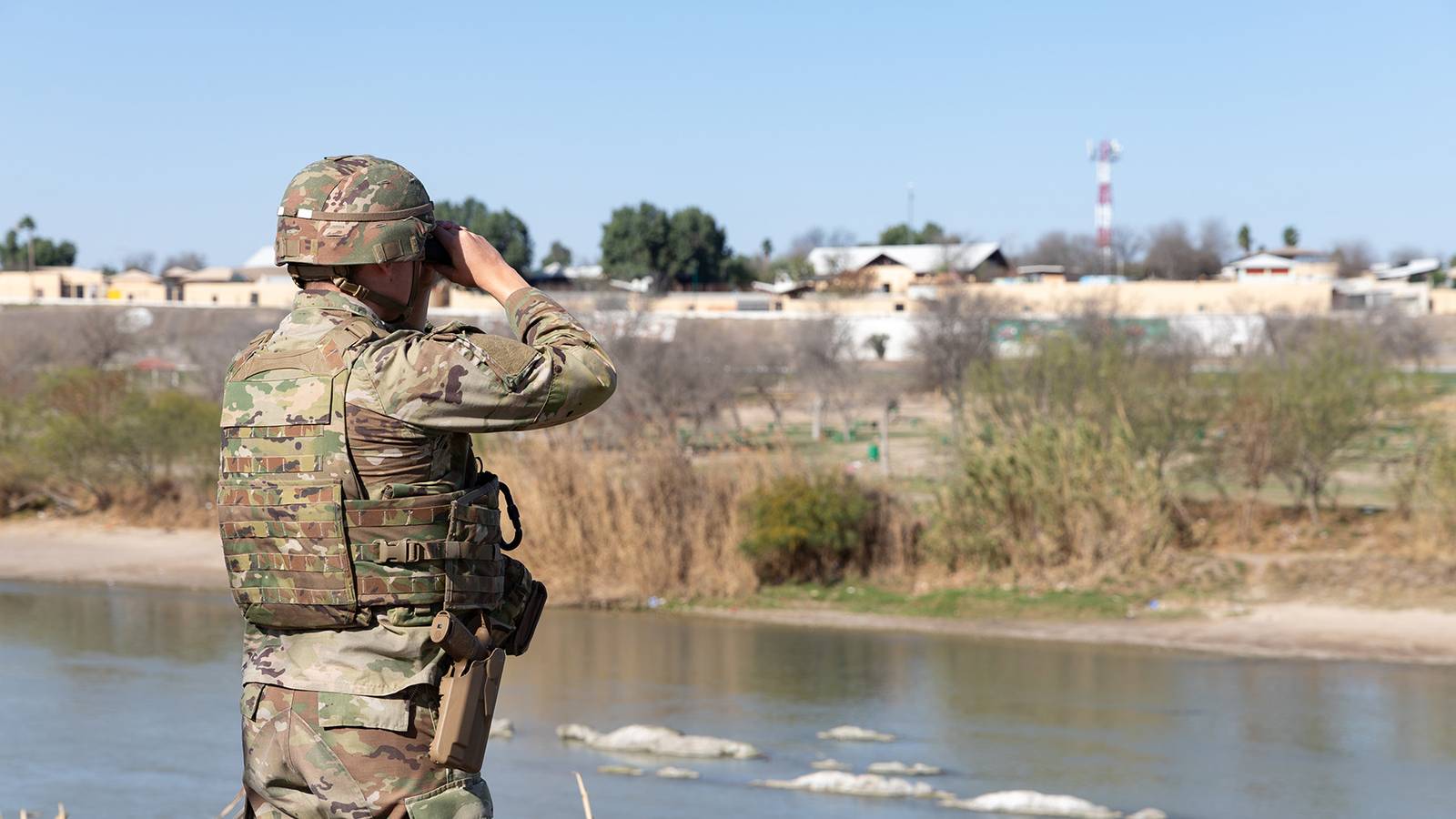 Military's Border Mission Now Includes Coordinated Patrols with Mexican ...