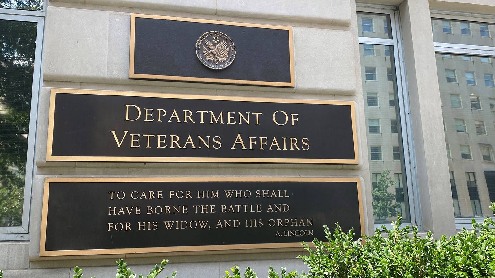 www.military.com