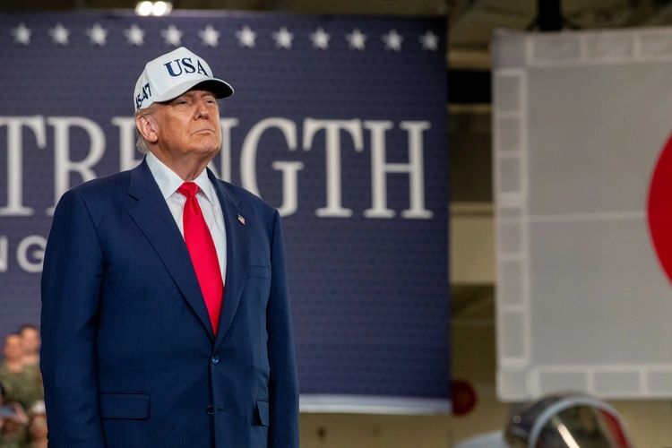 Trump Warns Colombia Its President Could Be “Next” in U.S. “Anti-drug” Campaign Trump Warns Colombia Its President Could Be “Next” in U.S. “Anti-drug” Campaign