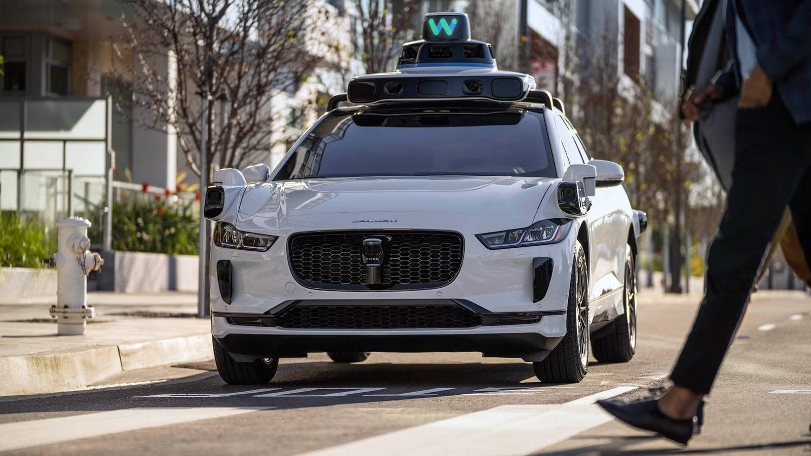 Waymo Is Training First Responders To Interact With Autonomous Vehicles