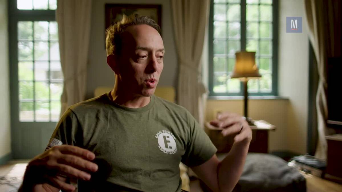 'Band of Brothers' Actors Jump Into Normandy for 80th Anniversary of D ...