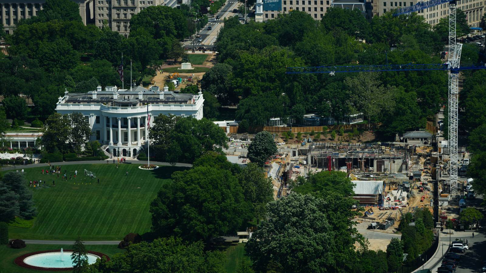 Senate Republicans Advance $1 Billion Secret Service Funding Bill