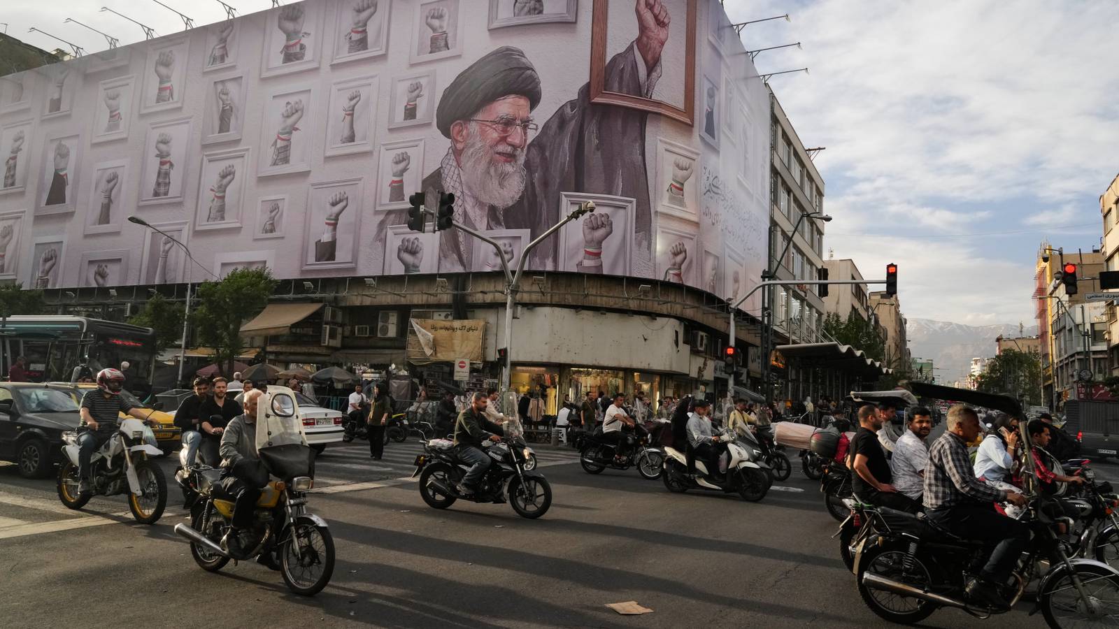 Iran Reviewing US Proposal as Trump Pressures Tehran for Agreement on Deal to End War Iran Reviewing US Proposal as Trump Pressures Tehran for Agreement on Deal to End War