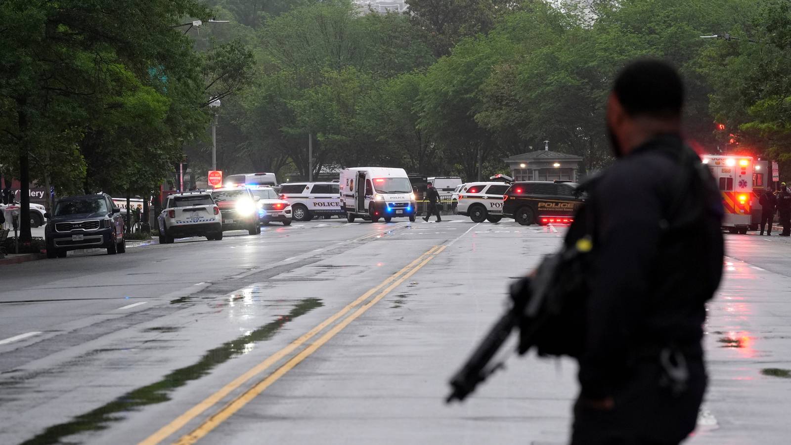 Suspect Dead After Opening Fire Near White House Security Checkpoint, Secret Service Says Suspect Dead After Opening Fire Near White House Security Checkpoint, Secret Service Says