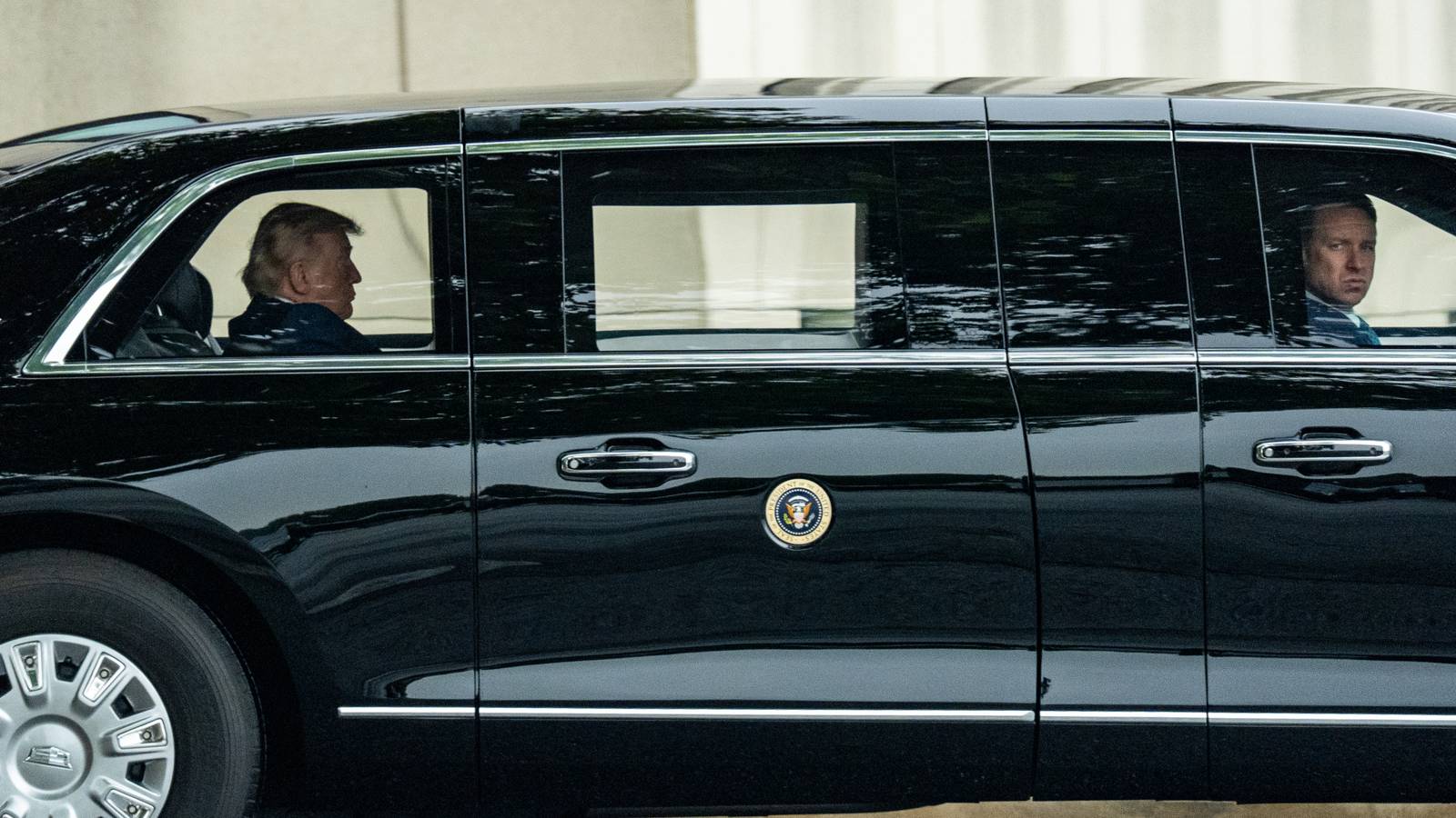 Trump Gathers Cabinet as He Looks to Seal Deal to End War That Some Backers Worry Will Embolden Iran Trump Gathers Cabinet as He Looks to Seal Deal to End War That Some Backers Worry Will Embolden Iran
