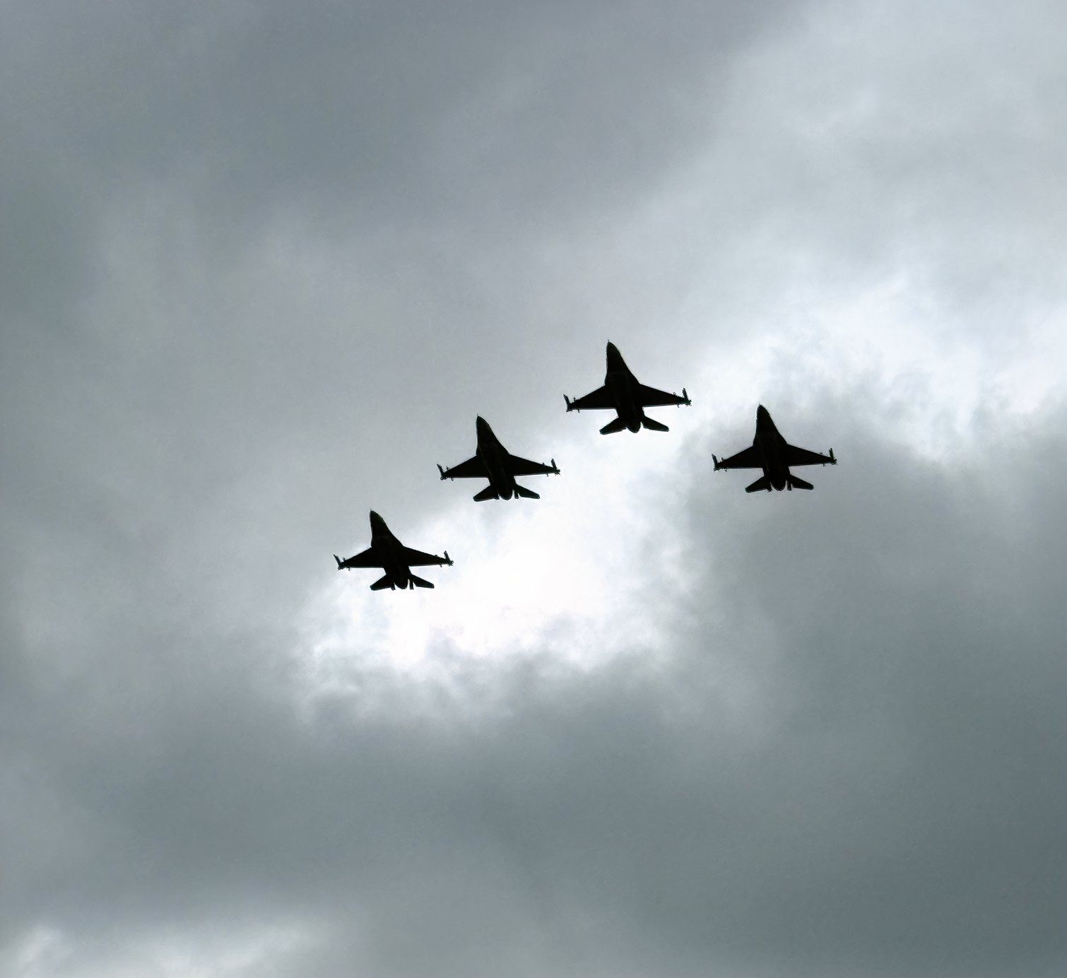 Military Flyover Hits 3-Second Target to Officially Open Indianapolis 500