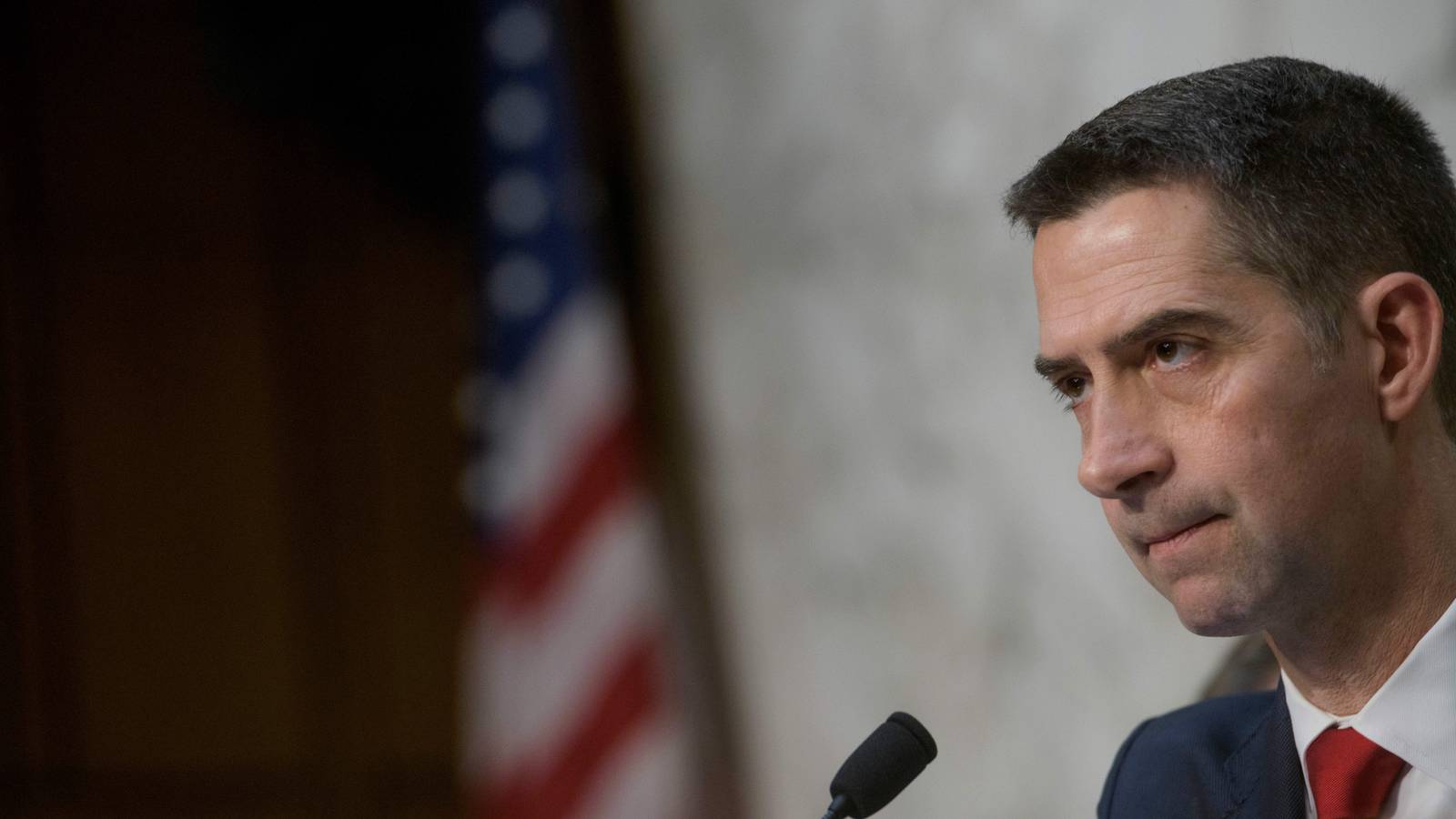 Senator Targets NIH Bio-Smuggling Loophole in Mandatory Prison Bill Senator Targets NIH Bio-Smuggling Loophole in Mandatory Prison Bill