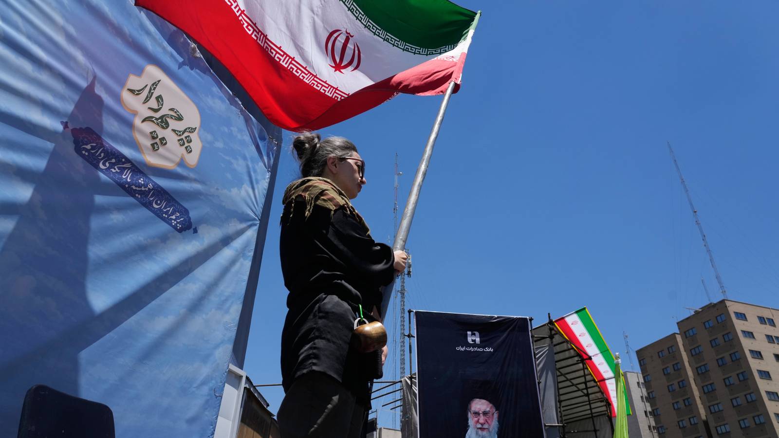 Iran Will Reopen the Strait of Hormuz and Can Sell Oil Freely Under Deal with the US, Officials Say