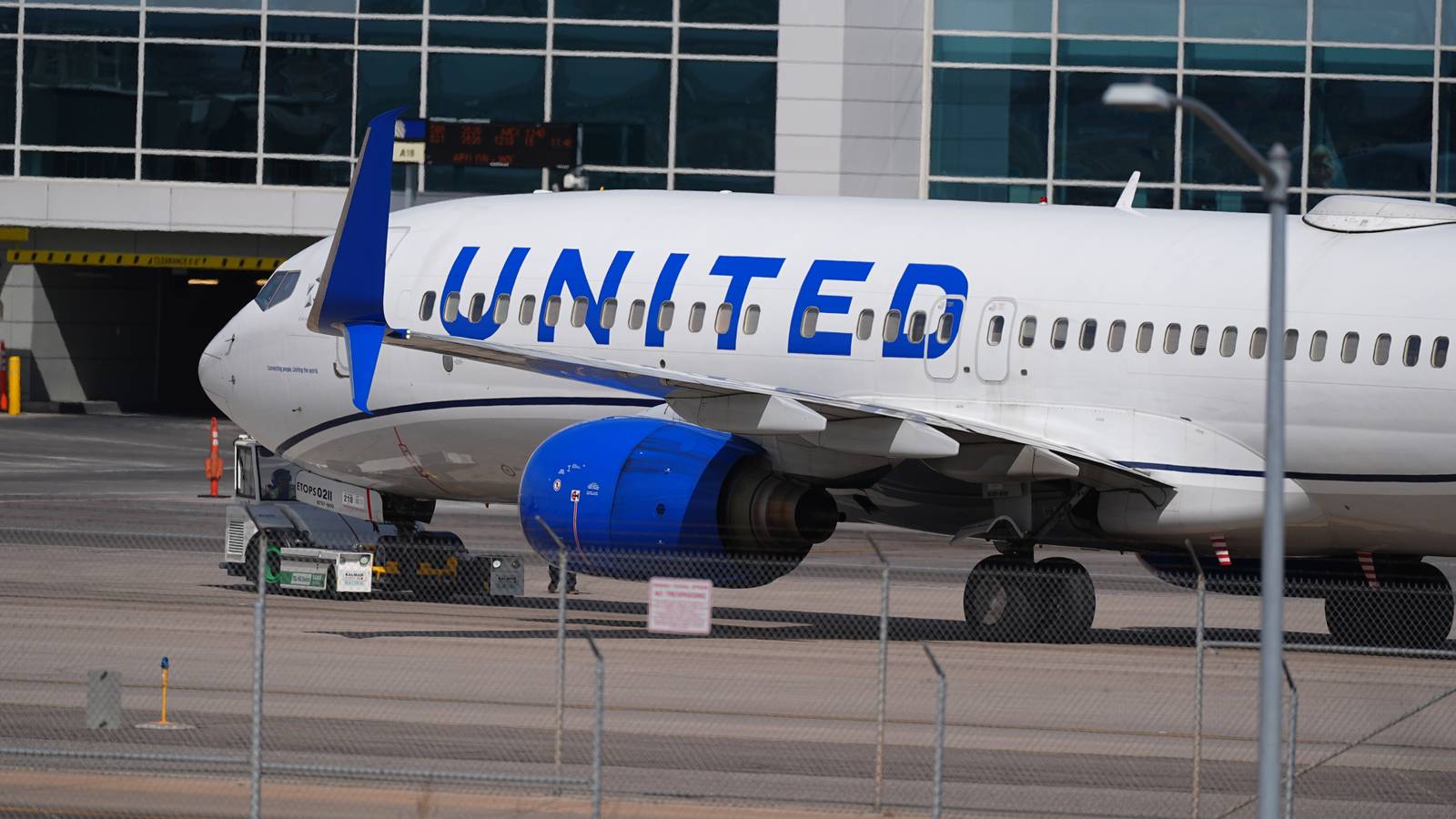 Army National Guard Pilot Sues United Airlines for Alleged Benefit Failures Army National Guard Pilot Sues United Airlines for Alleged Benefit Failures
