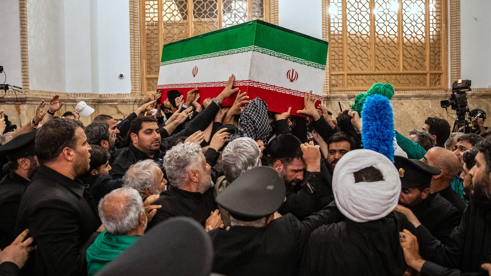 U.S. Airstrikes Kill 17 in Iran