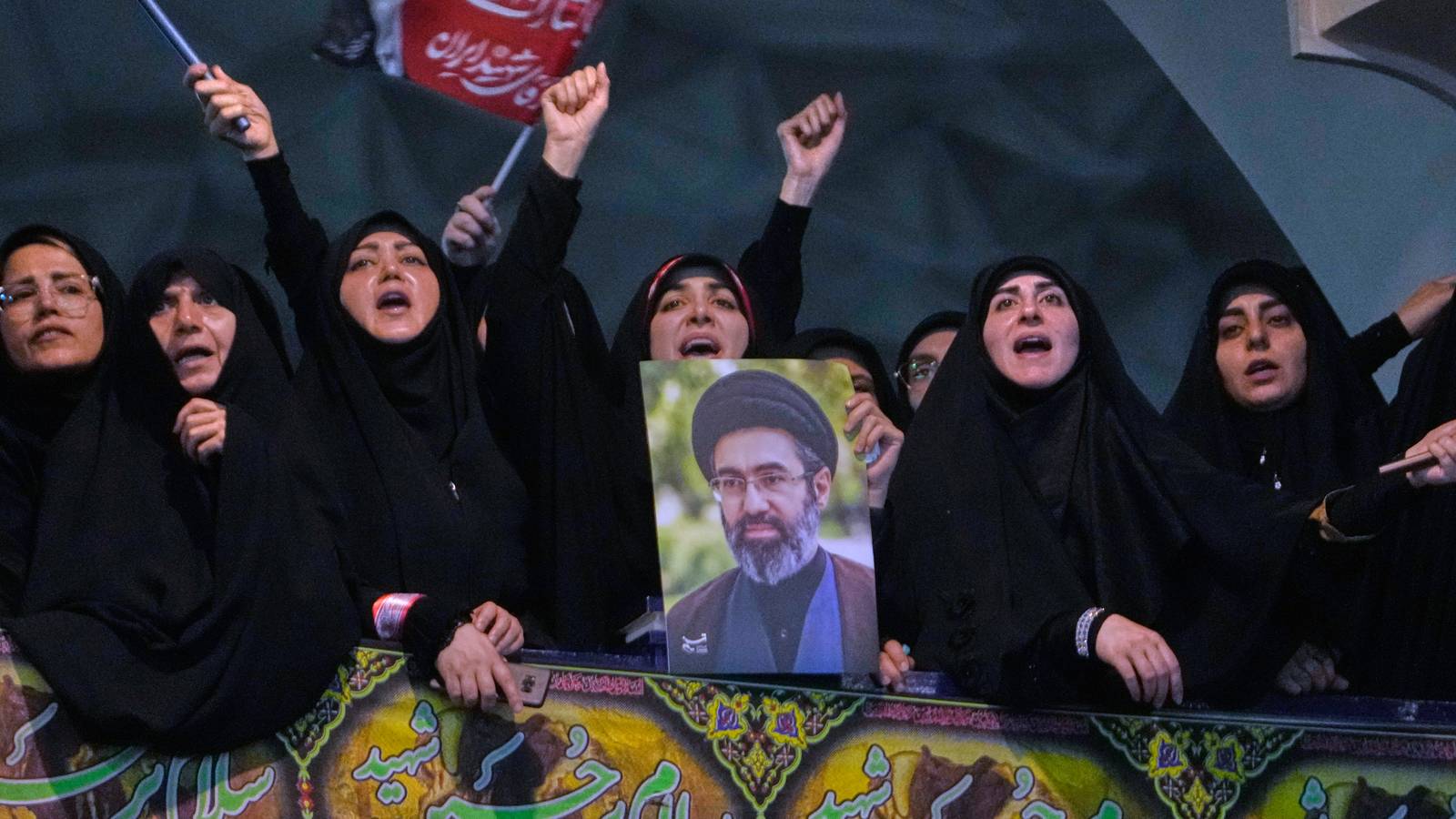 Tehran Threatens to Halt All Mideast Energy Exports After US Reimposes Its Blockade on Iran Tehran Threatens to Halt All Mideast Energy Exports After US Reimposes Its Blockade on Iran
