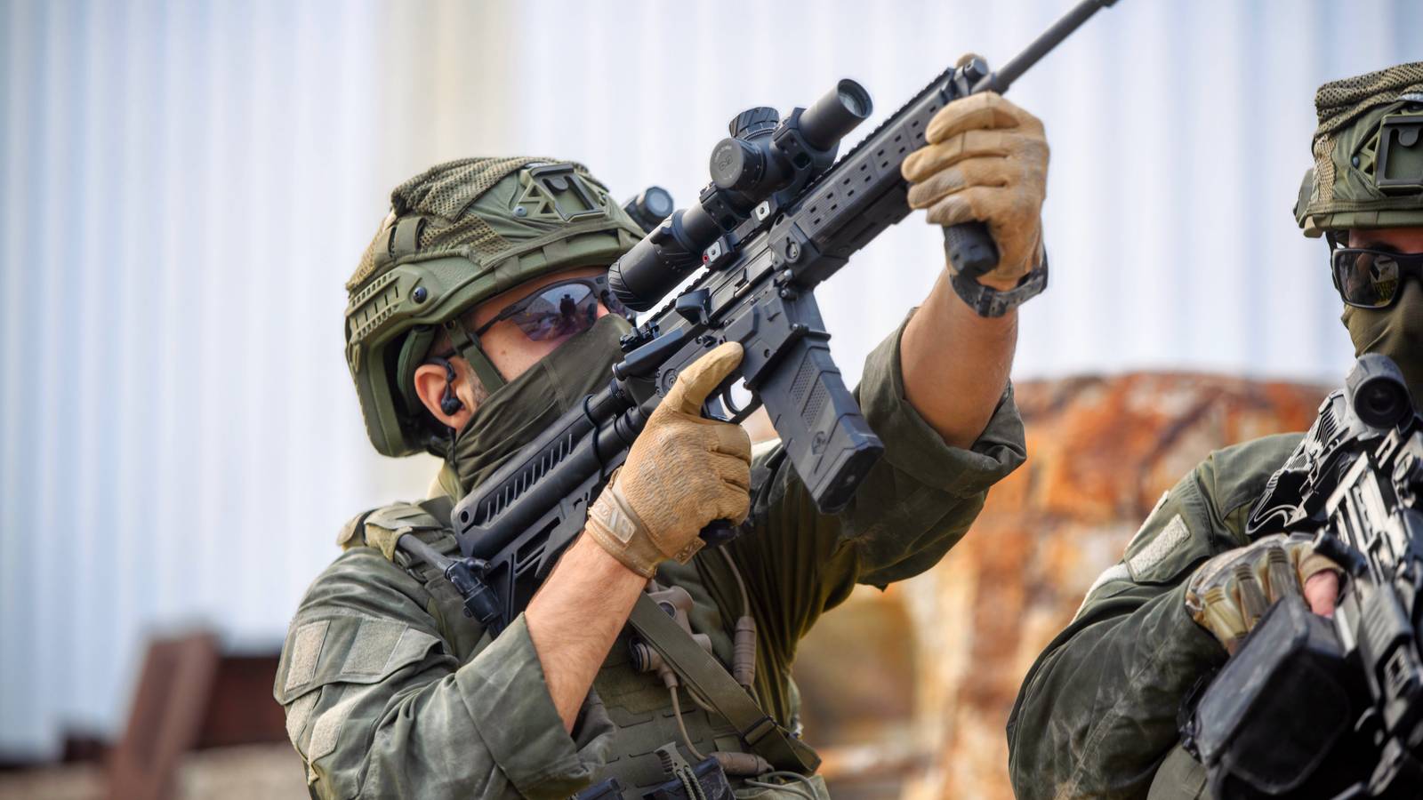 IWI ARBEL Rifle System Targets Drones Up to 450 Meters Away