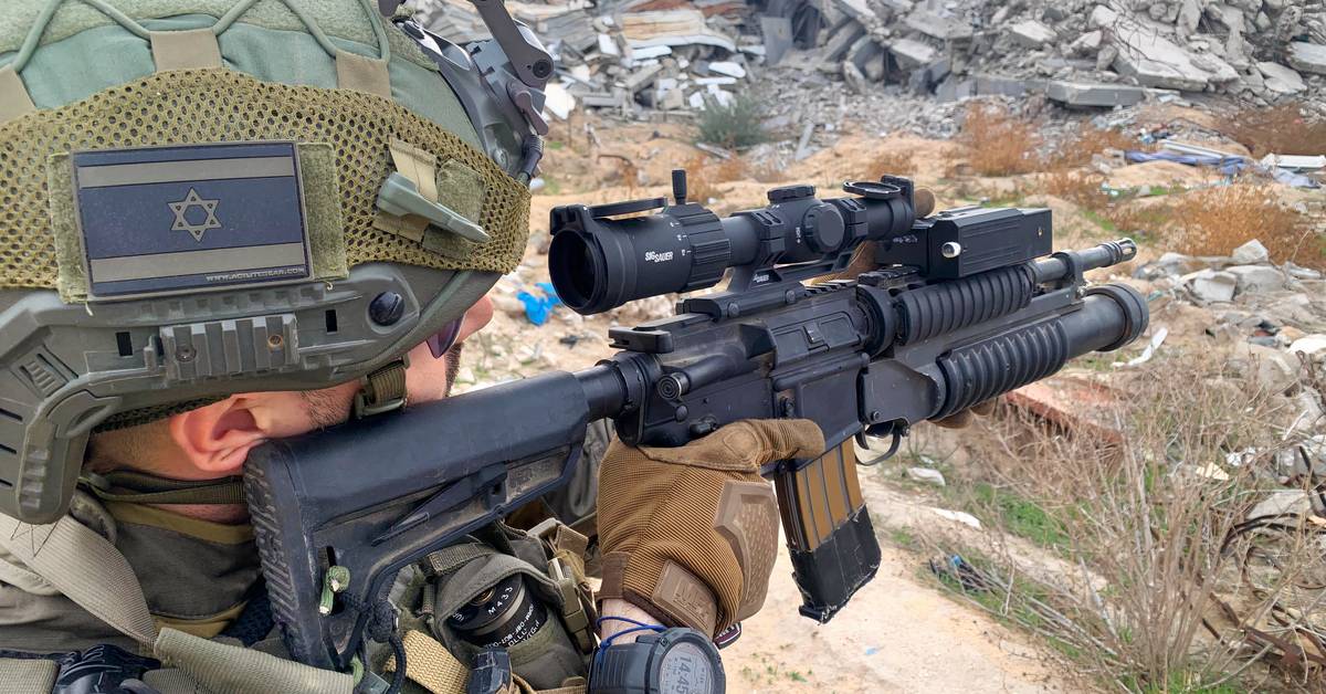 New Battlefield System Lets Soldiers Control Drones From Their Rifles