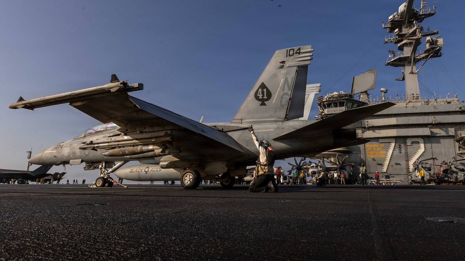 Sixth Day of US, Iran Counterattacks Puts Ceasefire Out of Reach Sixth Day of US, Iran Counterattacks Puts Ceasefire Out of Reach