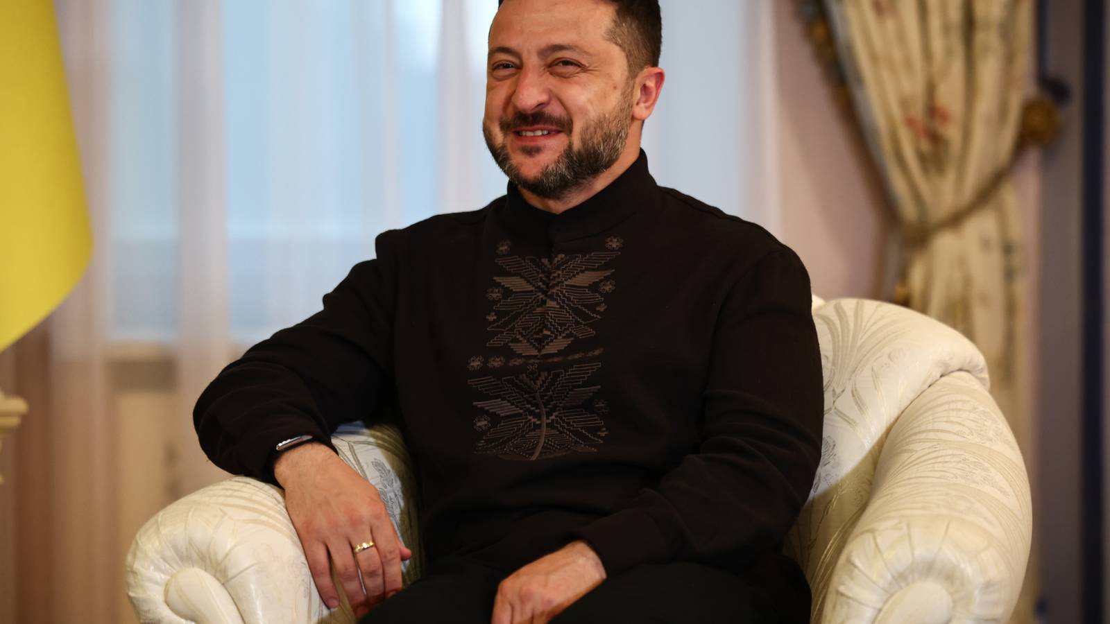 Zelenskyy Awards Elon Musk Ukraine’s Order of Freedom for Starlink Role