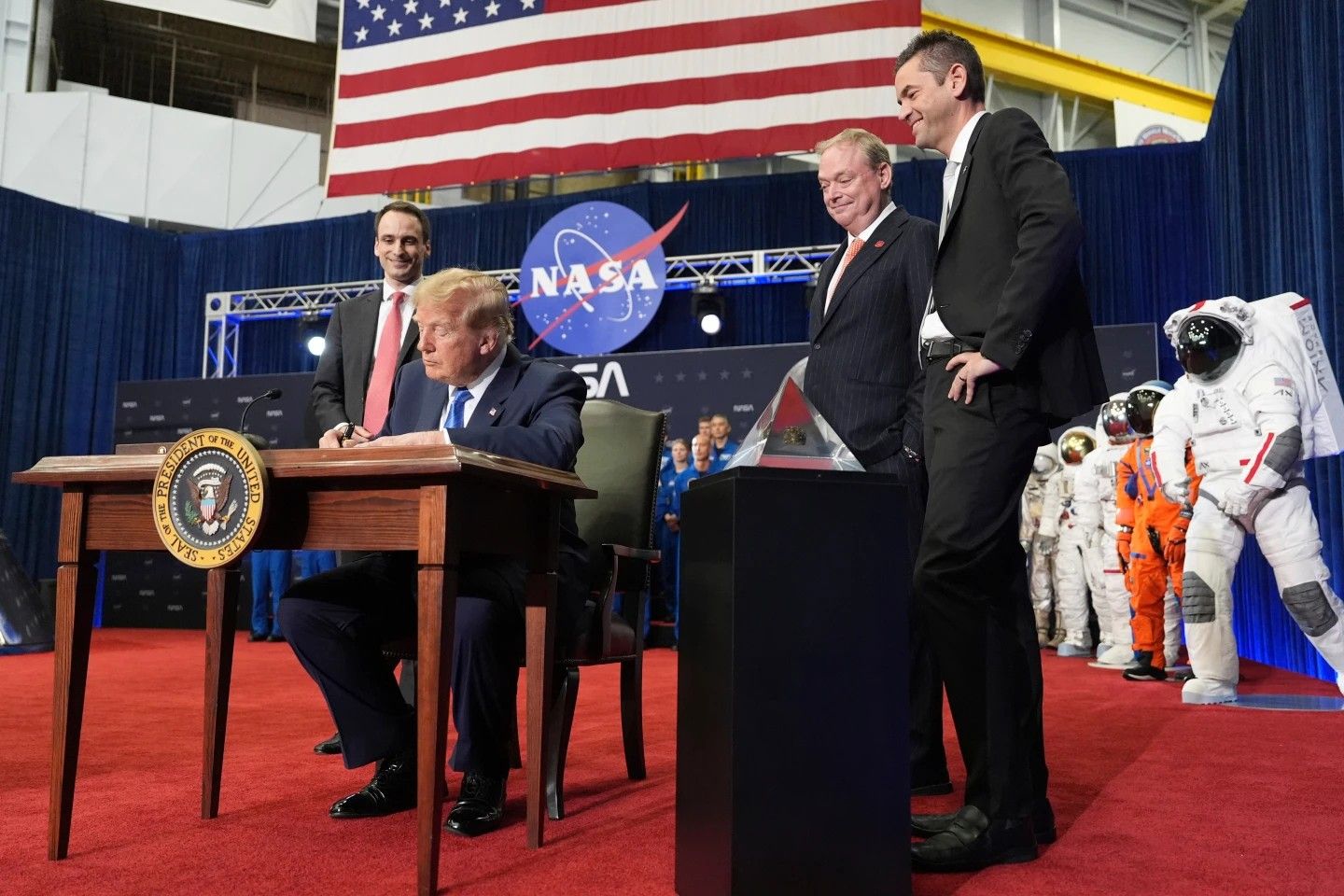 Trump Signs Order for US Space Academy for Space Force, NASA