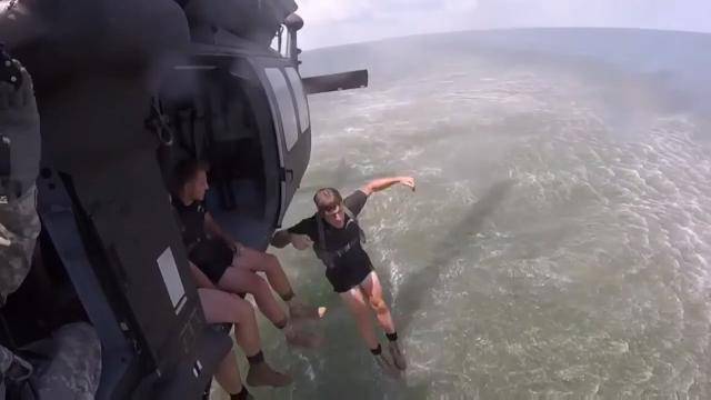 U.S. Army Rangers Conduct Water Insertion Training