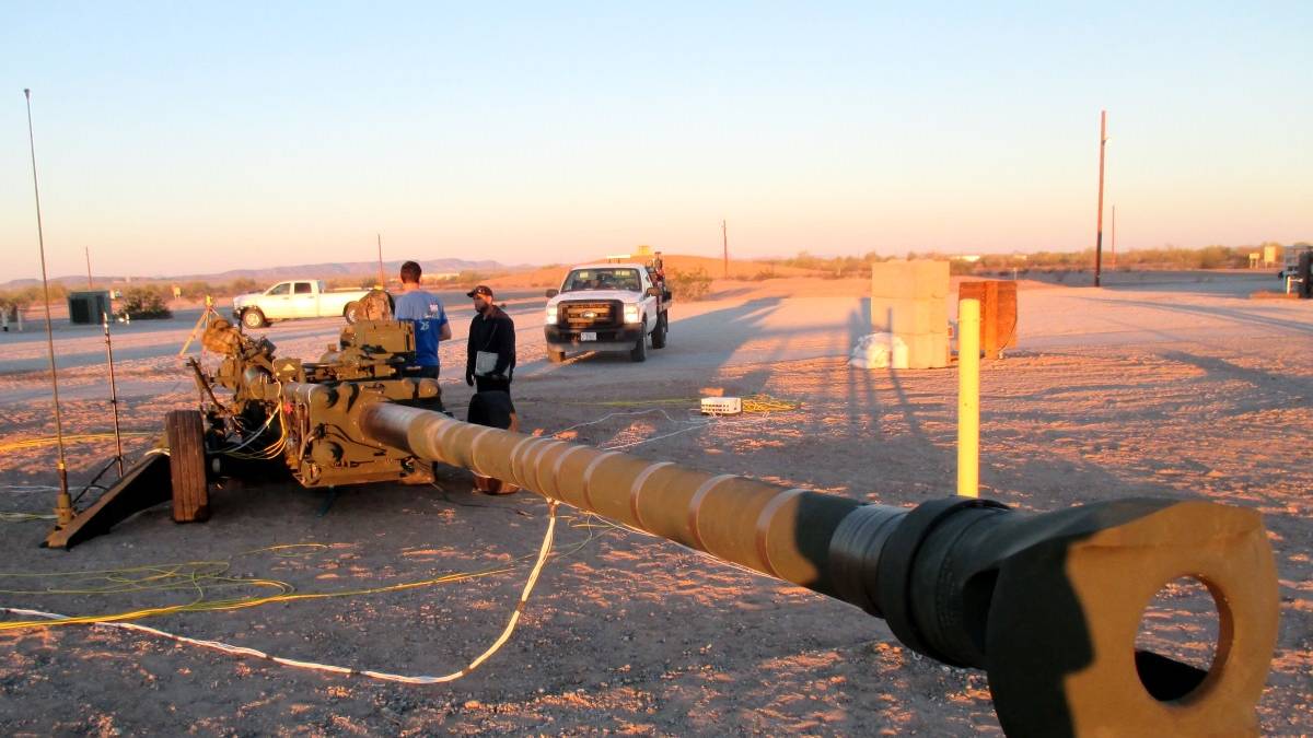 Army Working to Double Range of 155mm Howitzer