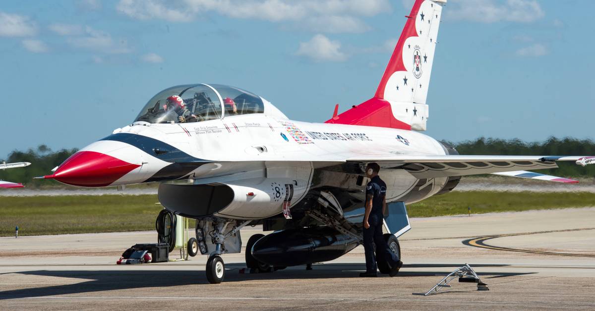 F-16 Block 52 Upgrades Set to Take Thunderbirds into the Future