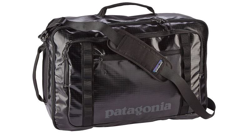 patagonia black hole mlc maximum legal carry-on 45L Weathered Stone The bag is extremely durable and weather Patagonia Black Hole Mini MLC