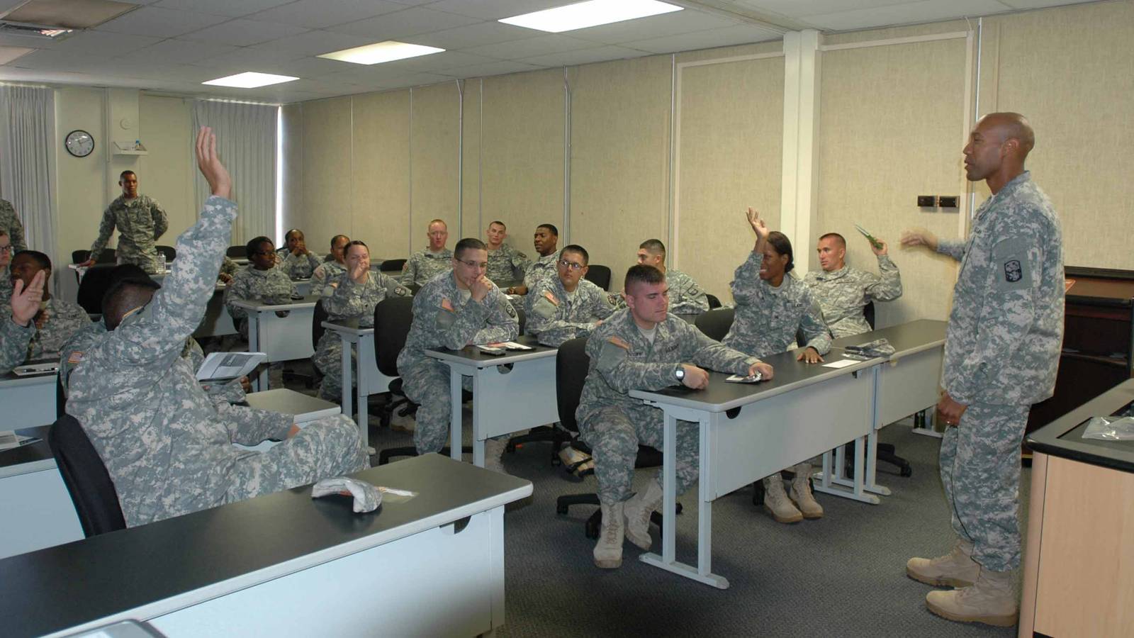 Soldiers matriculate at newly-opened 'ArmyU'