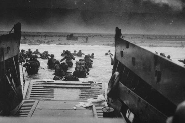 6 Iconic Photos From The Invasion Of Normandy