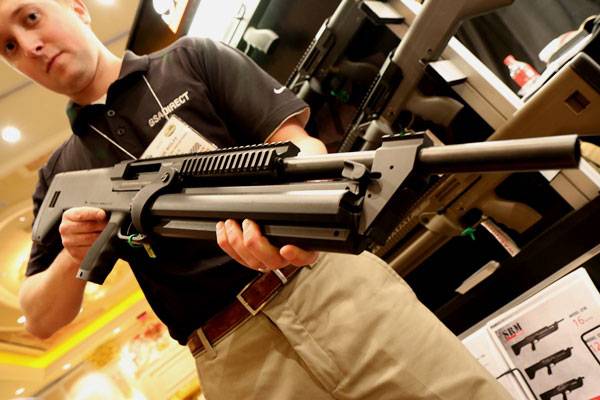 Gun Gun Makers Push the Limits on Tactical Shotgun Design