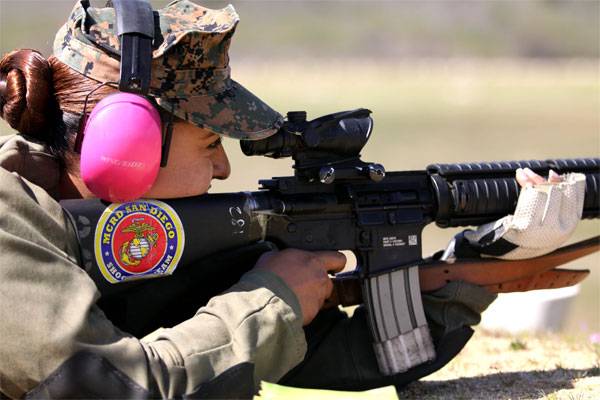 Marine Shooting Teams Compete in Division Matches