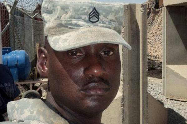 Soldier Shares Combat Experience with Students