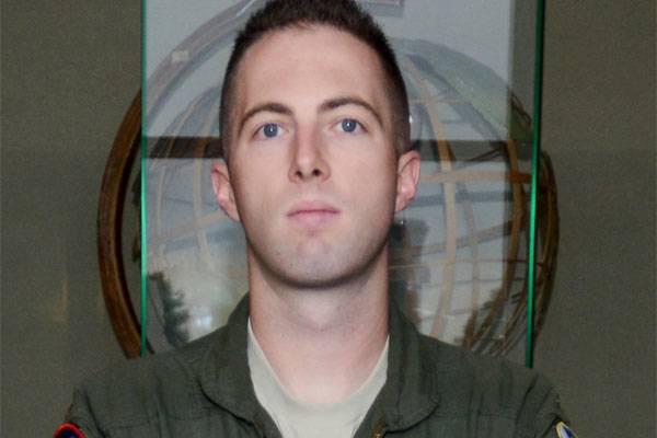 Air Force Pilot Saves Life during Stand-off