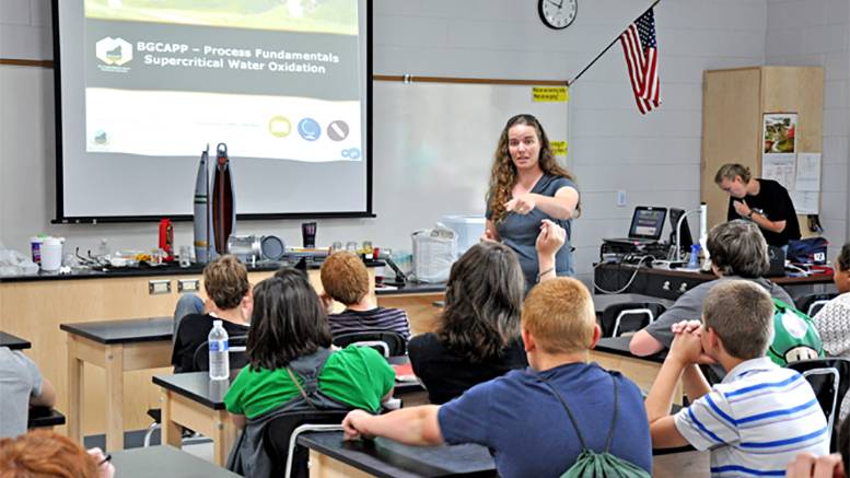 You Can Comment on New Education Compact Rules