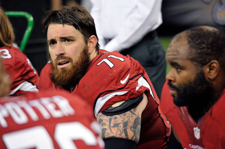 Ex-NFL Star Joins the National Guard